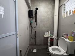 Blk 214 Jurong East Street 21 (Jurong East), HDB 3 Rooms #578623521